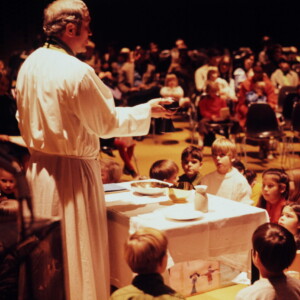 Historical photo children at Mass